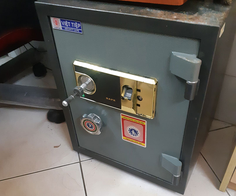 Cách mở két sắt bị quên mật khẩu mới nhất 2023